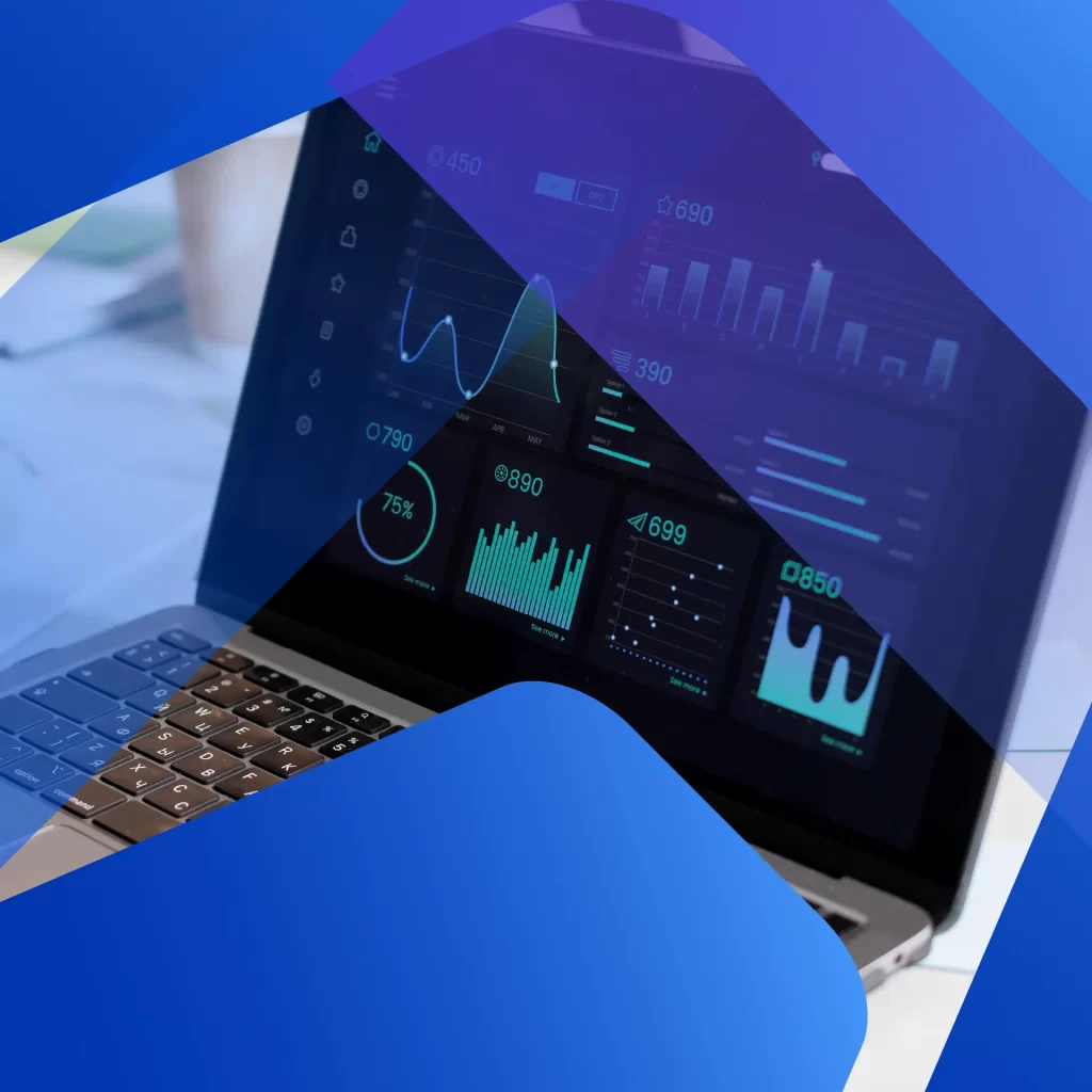 Laptop afișând un dashboard cu grafice și date financiare. Simbolizează managementul eficient al actelor online și analiza datelor de afaceri.